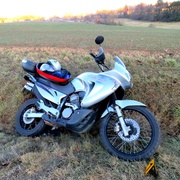 Motocyklista nezvládl řízení