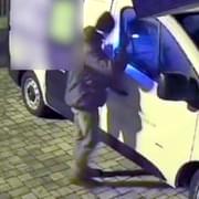 Policisté objasnili sérii vloupání do aut, ke které docházelo v Plzni