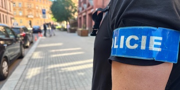 Kriminalisté zasahují v plzeňském hejtmanství a v obchodní společnosti Kulturní centrum Plzeňského kraje