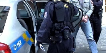 Další přepadená pošta, pachatel vyhrožoval výbušninou