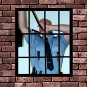 Chceš si kopnout, chceš si plivnout? Od toho tu je policie...
