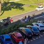 Osmnáctiletý řidič na přechodu smetl mladou ženu, ta následně v nemocnici zemřela