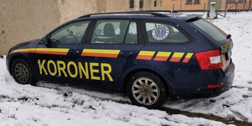 Jeden muž zemřel na místě, druhého museli resuscitovat