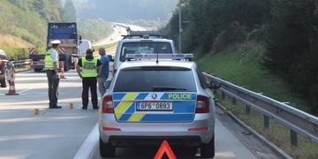 Nehoda na D5 u sjezdu na Bor u Tachova