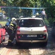 Požár tří aut na Doubravce