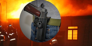 Vyhrožoval muži, pak podpálil svůj vlastní dům a nyní je obviněn z nedovoleného ozbrojování